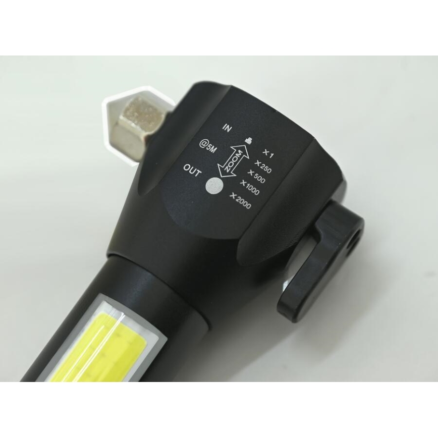 Linterna recargable LED/3W/5V 200 lm 1200 mAh