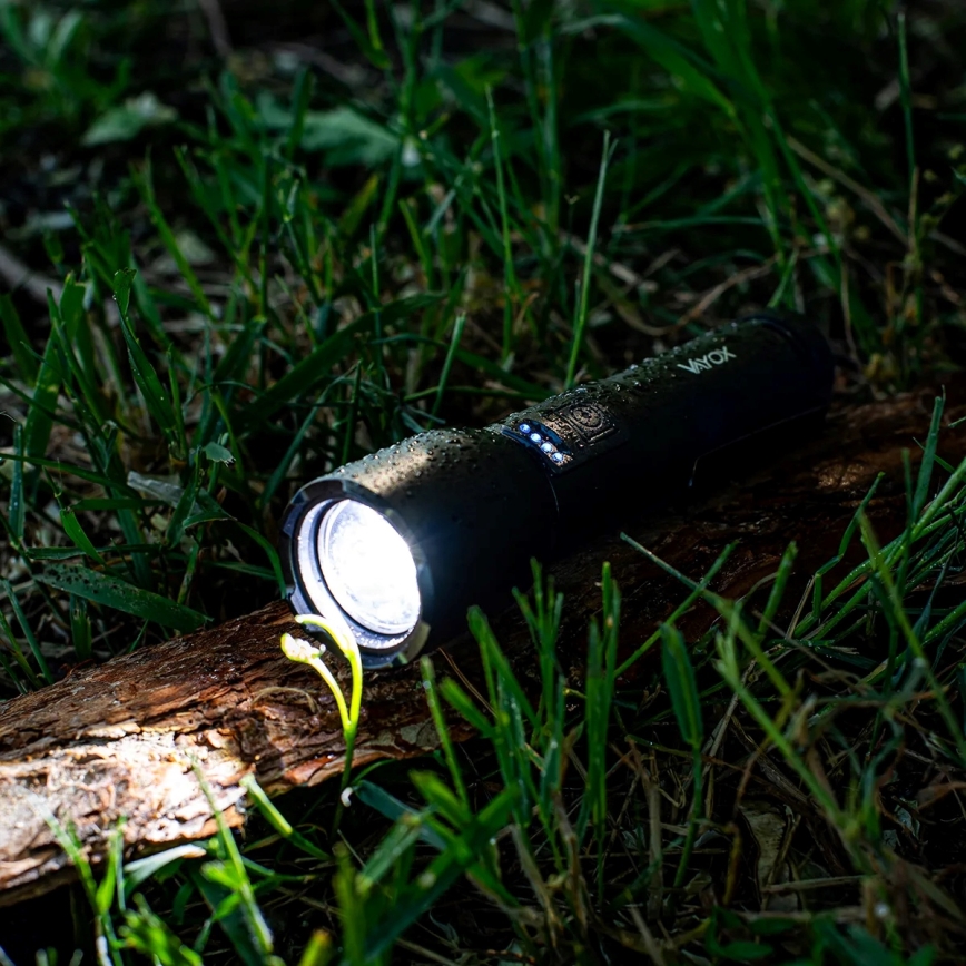 Linterna recargable LED regulable LED/20W/5V IPX4 800 lm 2000 mAh