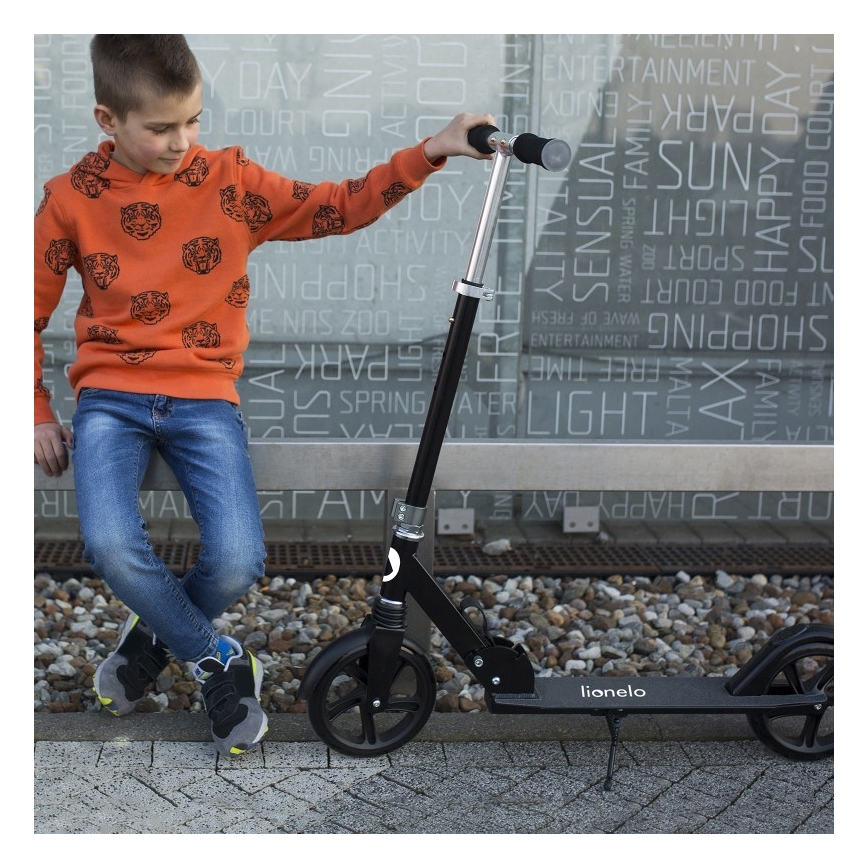 Lionelo - Patinete infantil LUCA negro