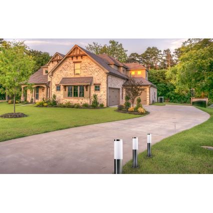 Lámpara exterior regulable LED RGBW LIVIA 1xE27/6,5W/230V 2700-6500K Wi-Fi 45 cm IP44 plateada