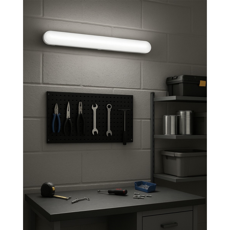 Luminaria técnica estanca lineal LED/18W/230V 4200K 60 cm IP65