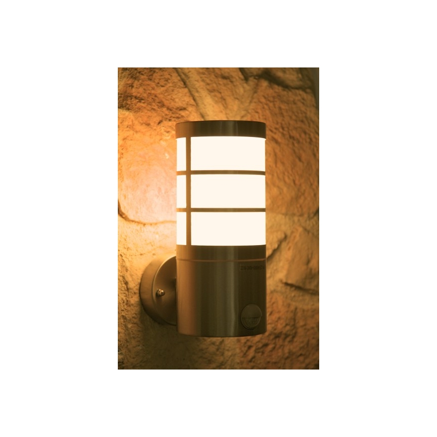 Massive 16334/47/10 - Aplique exterior con sensor CALGARY 1xE27/14W IP44