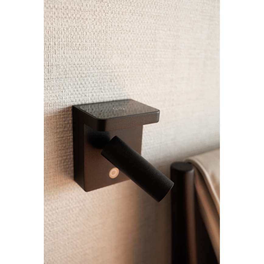 MAXLIGHT W0374 - Foco LED de pared con carga inalámbrica LOFER LED/7W/230V negro