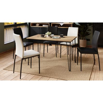 Mesa de comedor HALIJA con acabado en roble