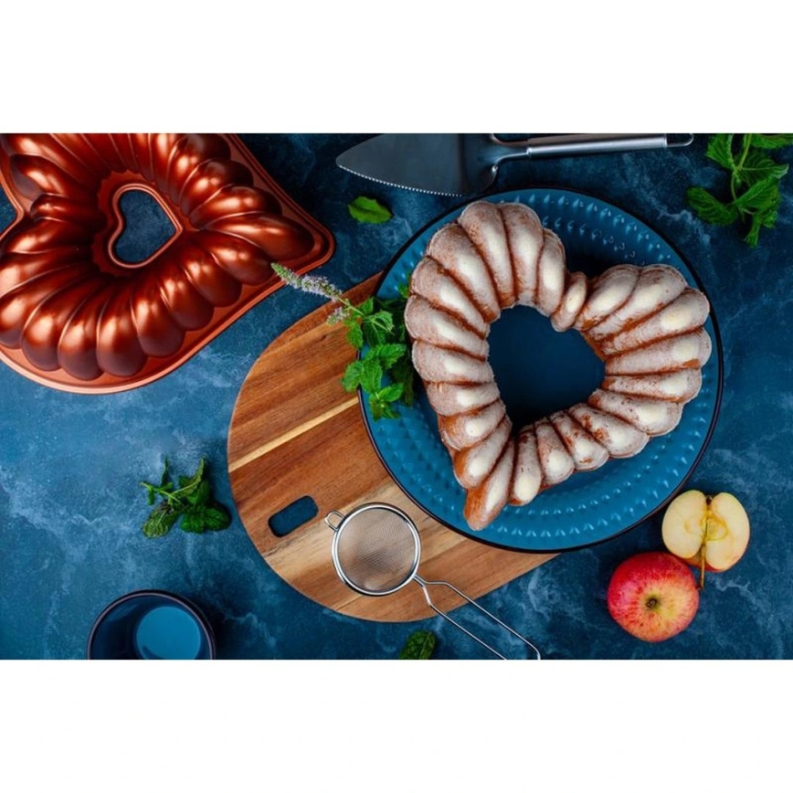 Molde para bizcocho tipo bundt KITCHISIMO en forma de corazón/acabado cobre