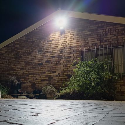 Reflector LED regulable con sensor de movimiento SmartLife LED/20W/230V 3000-6500K IP44 Wi-Fi