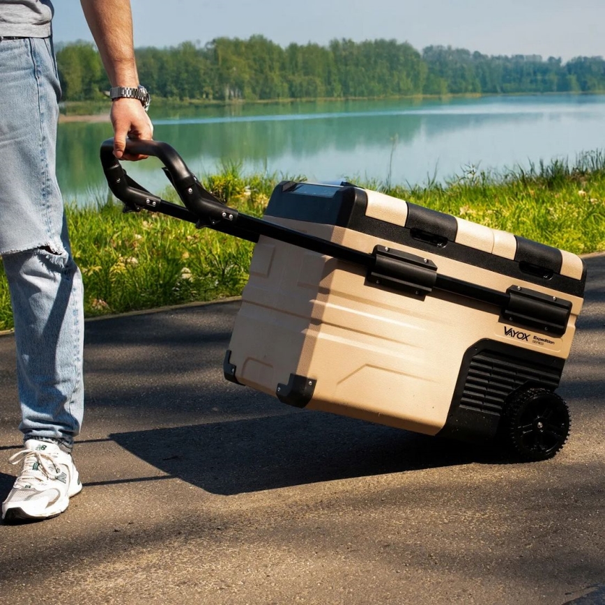 Nevera portátil para coche con pantalla LCD 39 l 230V/12V/24V marrón