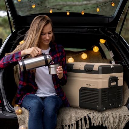 Nevera portátil para coche con pantalla LCD 39 l 230V/12V/24V marrón