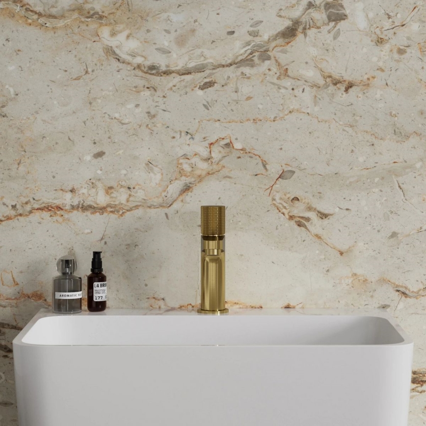 OMNIRES CT8010GLB - Grifo de lavabo CONTOUR 16,6 cm cortado dorado