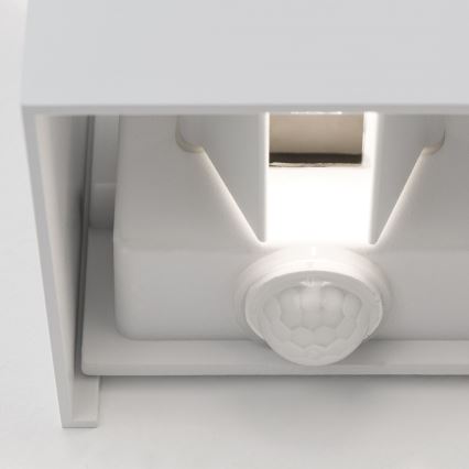 Aplique de pared LED para exterior con sensor de movimiento y crepuscular CUBE-S LED/13W/230V IP54 blanco