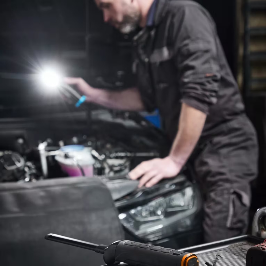 Osram - Cargador magnético inalámbrico LEDINSPECT DUAL CHARGE PAD 5V