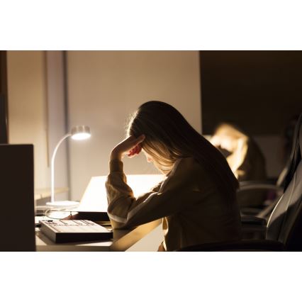 Osram - Lámpara de escritorio LED regulable OFFICE LINE LED/4,8W/230V 3000/4000/6500K blanca