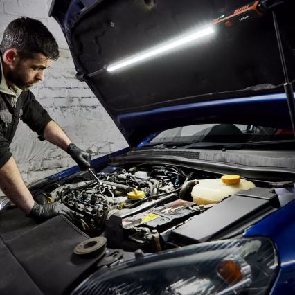 Osram - Linterna LED recargable regulable LEDINSPECT UNDERBONNET LED/16W/3,7V IP65 4400 mAh