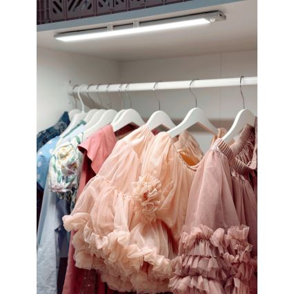 Osram - Luz LED bajo mueble con sensor de movimiento y crepúsculo LINEAR LED/4W/3,7V 1500 mAh 3000/4000/6500K 60 cm gris