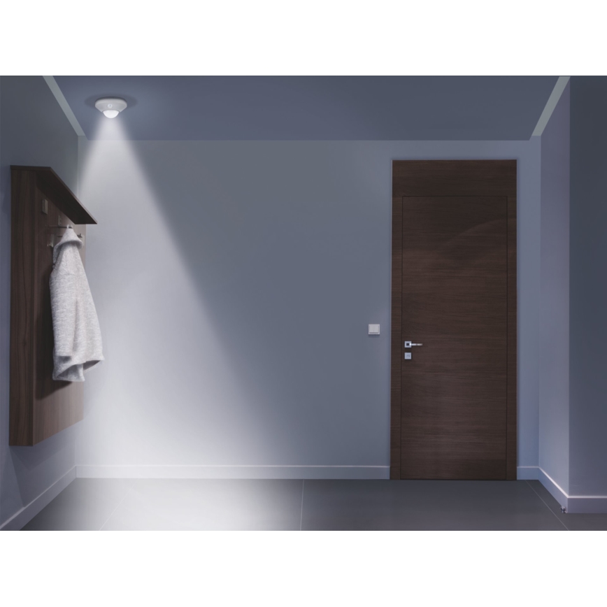 Osram - Luz LED orientativa con sensor NIGHTLUX LED/2W/3xAA, blanco