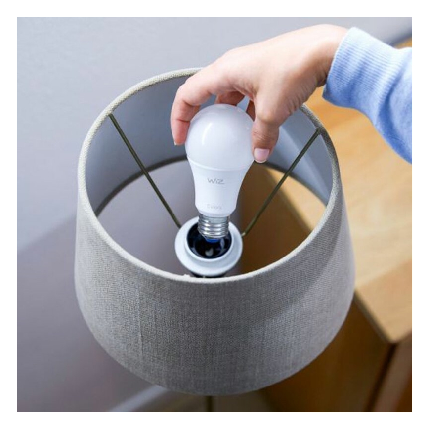Pack de 2 bombillas LED regulables A60 E27/9W/230V 2700K Wi‑Fi + mando a distancia - WiZ