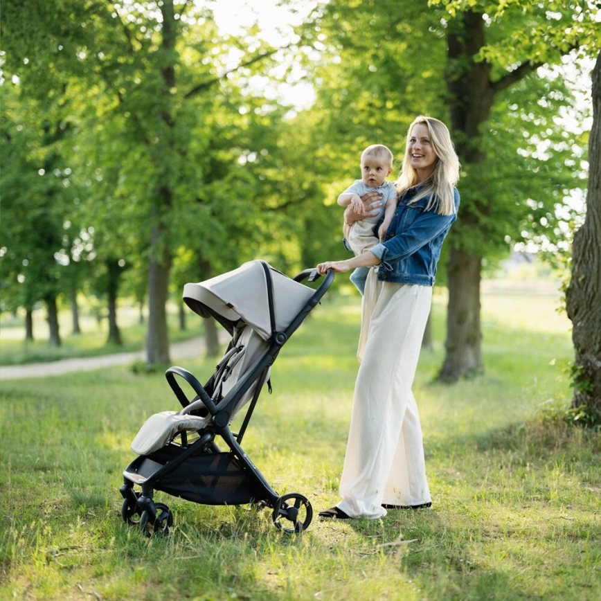 PETITE&MARS - Cochecito deportivo FLIP Platinum Grey