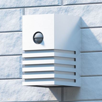 Philips - Aplique con sensor exterior E27/20W IP44