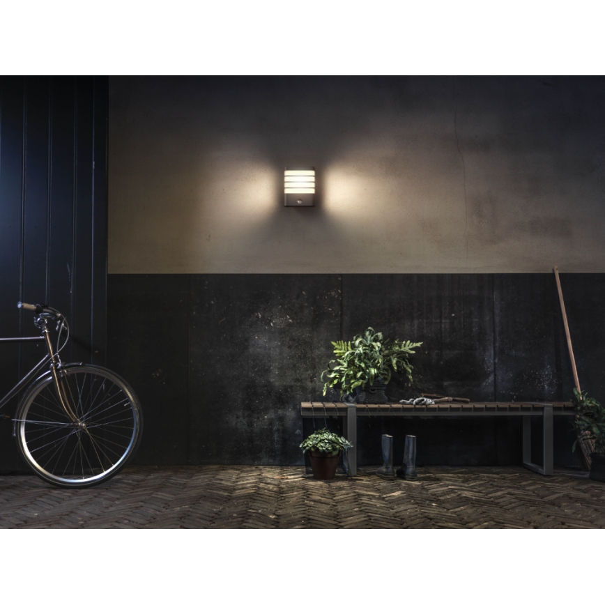 Philips - Aplique LED de pared para exterior con sensor, 3W, 230V, IP44