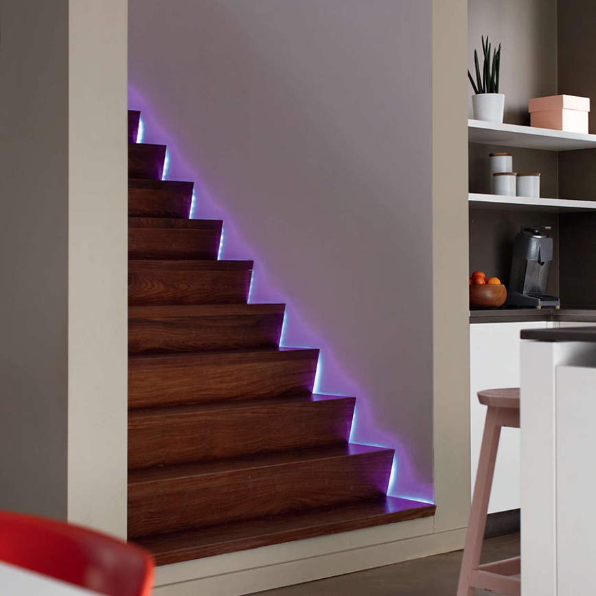 Philips - Tira LED regulable 5m RGB LED/17W