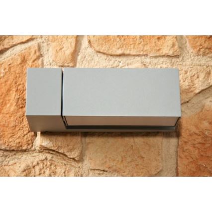 Philips - Aplique de exterior BORDER 1xE27/23W/230V IP44 gris