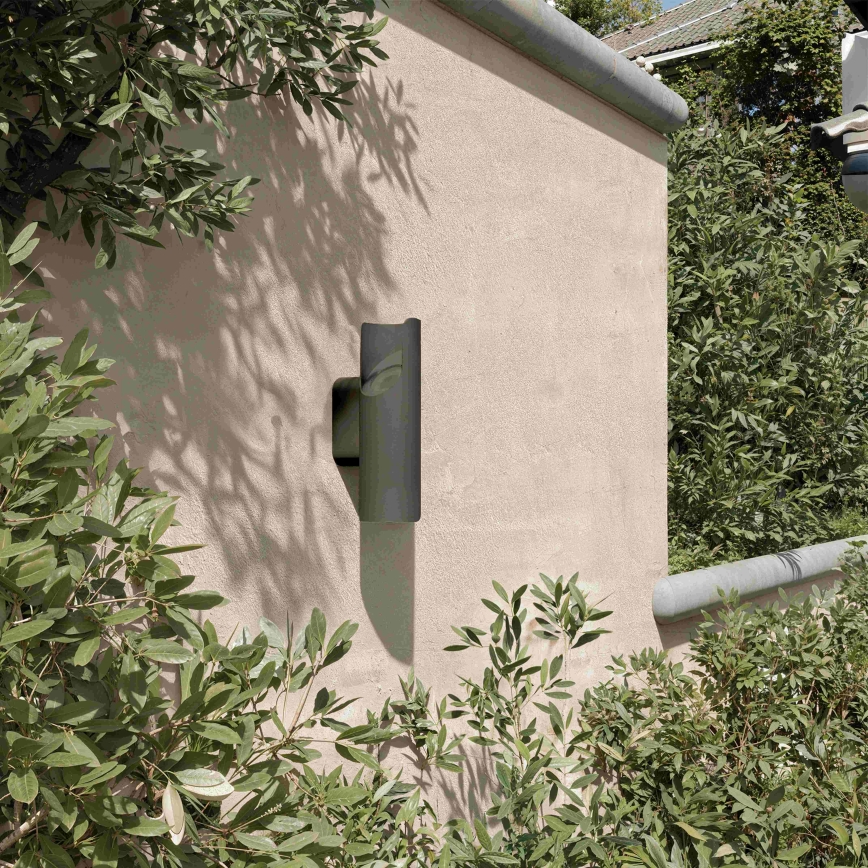 Philips - Aplique de pared exterior LED FIRA LED/4,3W/230V 2700K IP44