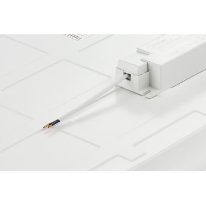 Philips - Panel LED empotrado LED/34W/230V 4000K UGR&lt;22 IP40