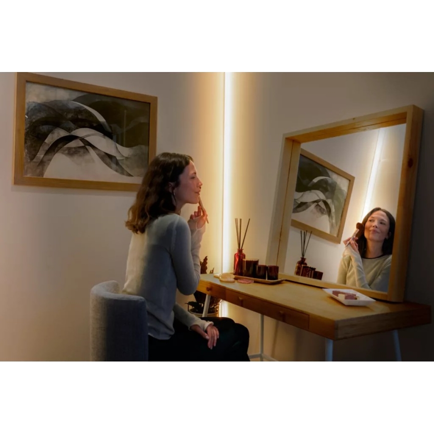 Philips - Tira LED RGBW Regulable Hue OMNIGLOW 5m LED/60W/230V 2200-6500K