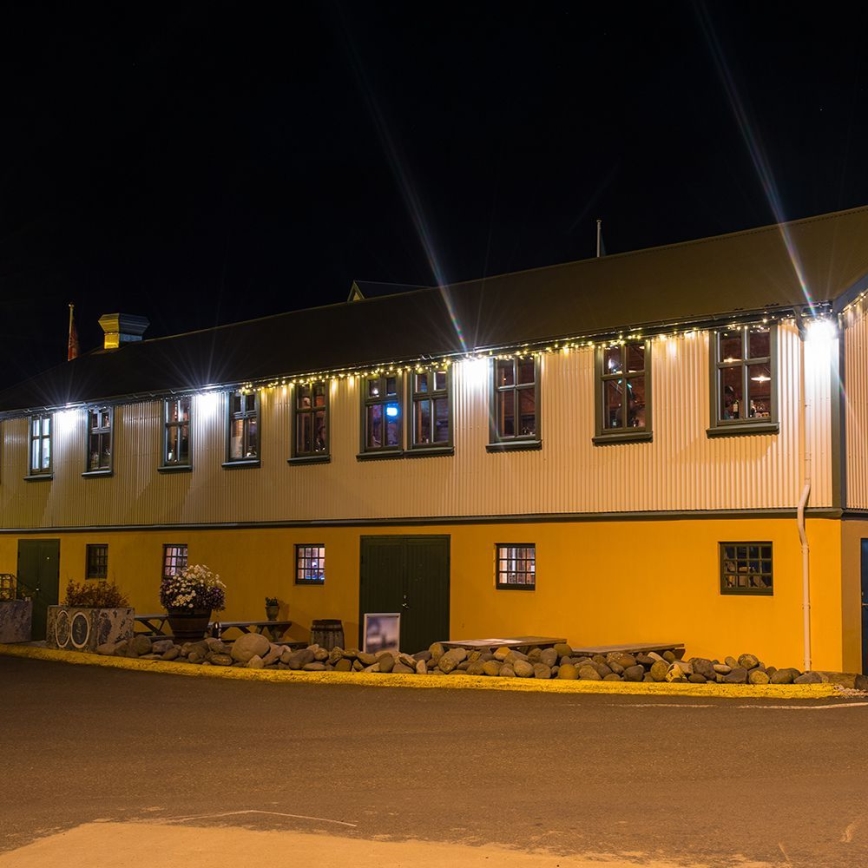 Proyector LED de exterior LED/200W/230V 4000K IP65 negro