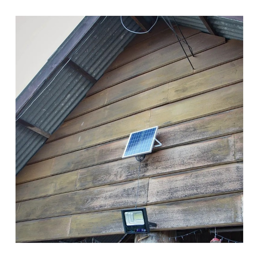 Proyector LED solar regulable LED/20W/6,4V 4000K IP65 10000 mAh + control remoto