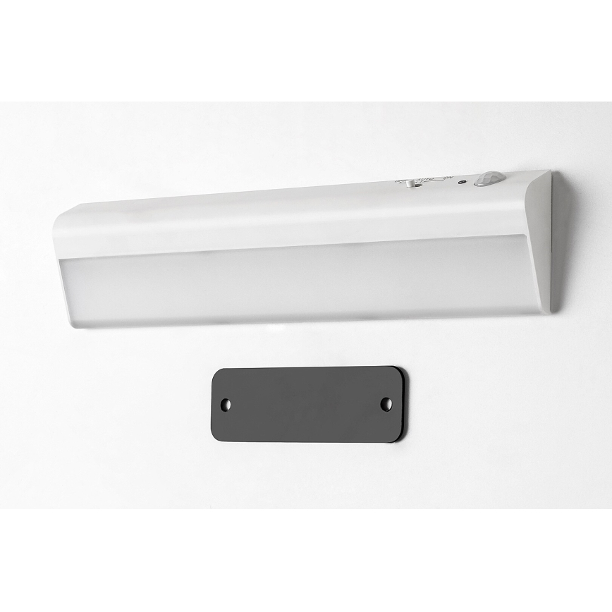 Rabalux - Lámpara LED para bajo mueble de cocina con sensor de movimiento LED/0,5W/3xAA