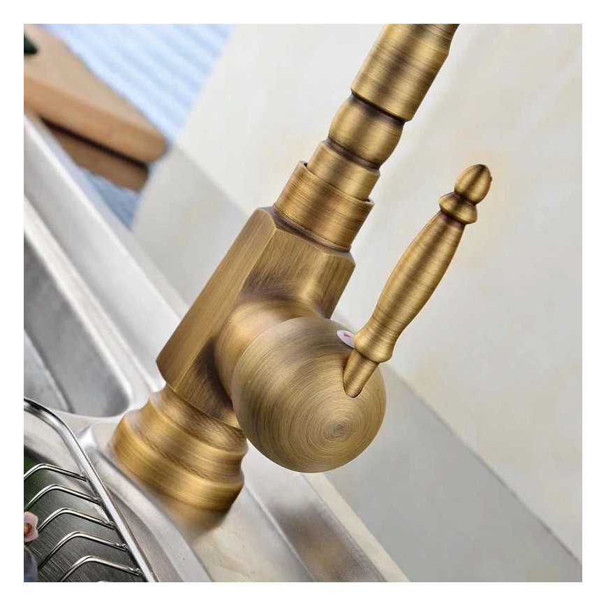 REA-B2150 - Grifo de lavabo BONA 28,5 cm, acabado en oro cepillado