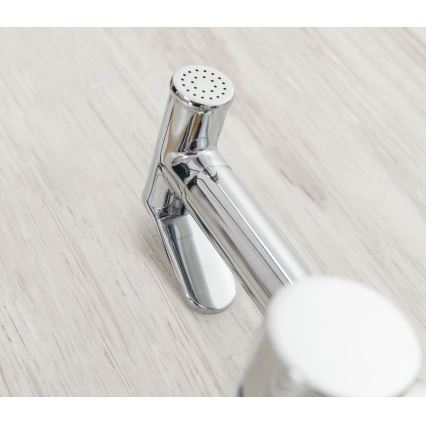 REA-B4106 - Grifo de bidé con rociador para instalación empotrada LUNGO, cromo brillante