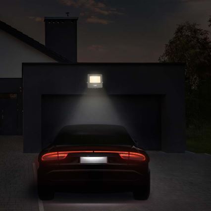 Reflector LED con sensor LED/50W/230V 4000K IP65 blanco