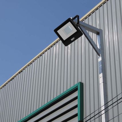 Reflector LED con sensor LED/50W/230V 4000K IP65 negro