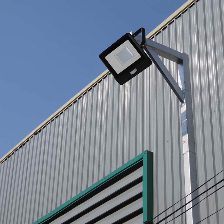 Reflector LED con sensor LED/50W/230V 4000K IP65 negro