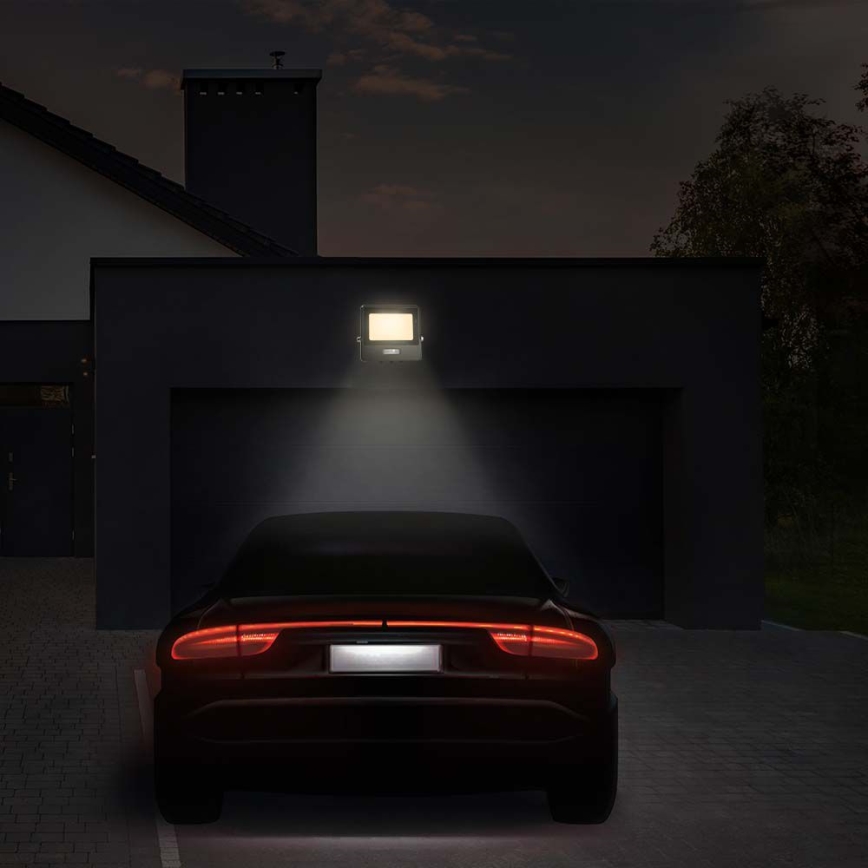 Reflector LED con sensor LED/50W/230V 4000K IP65 negro