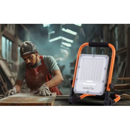 Reflector LED regulable recargable con soporte LED/100W/3,2V 4500K 10000 mAh IP65 naranja
