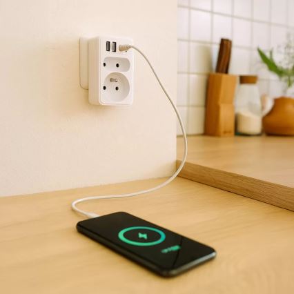 Regleta con 2 enchufes + 2x USB-C + 2x USB-A