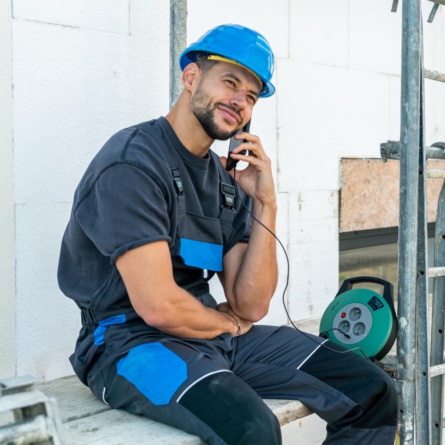 Retlux - Cable de extensión en tambor, 3 tomas, Tipo E, 10 m, verde/negro