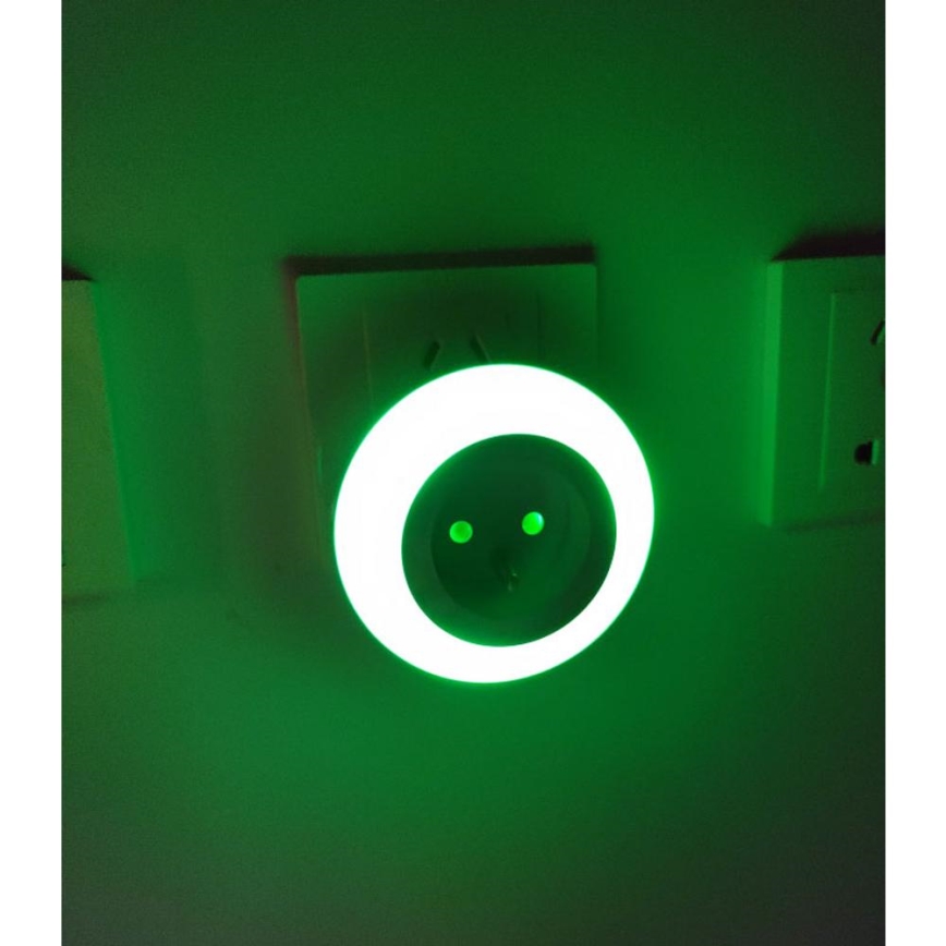Luminaria de orientación LED con sensor crepuscular y enchufe LED/0,6W/230V