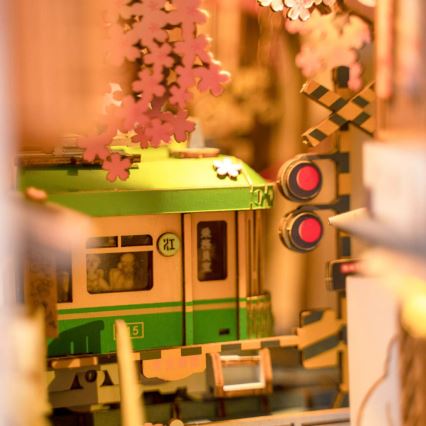 RoboTime - LED Sujeta-libros Callejón de cerezos en flor 2xAAA