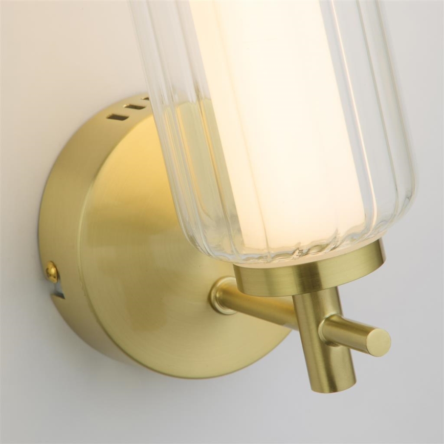 Searchlight - Aplique de pared LED MOD LED/8W/230V