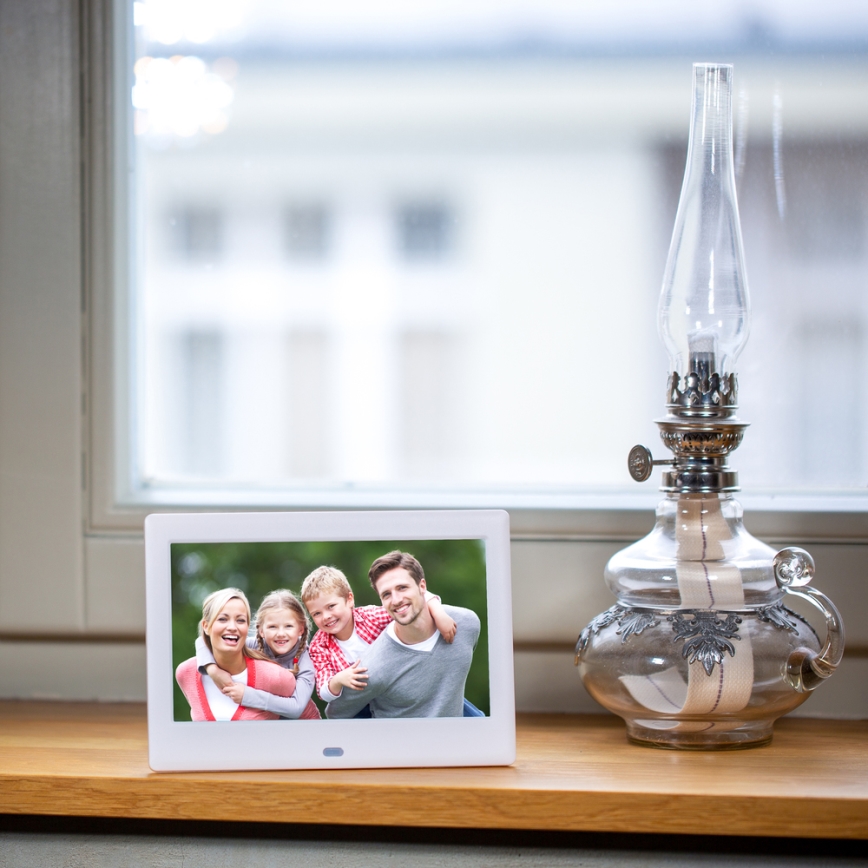 Sencor - Marco de fotos digital de 7 con altavoz 230V blanco + mando a distancia