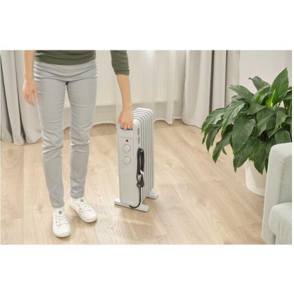 Sencor - Radiador de aceite con 7 aletas 600/900/1500W/230V blanco