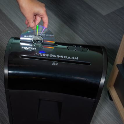 Sencor - Trituradora de CD y papel A4 capacidad 14 l 230V negra