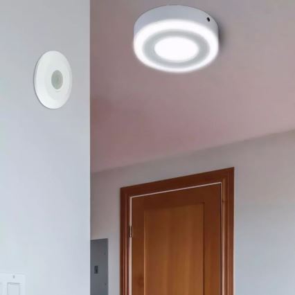 Sensor de movimiento 230V