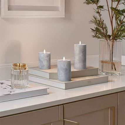 Set de 3 velas LED, alimentadas por 2 pilas AA, luz blanco cálido