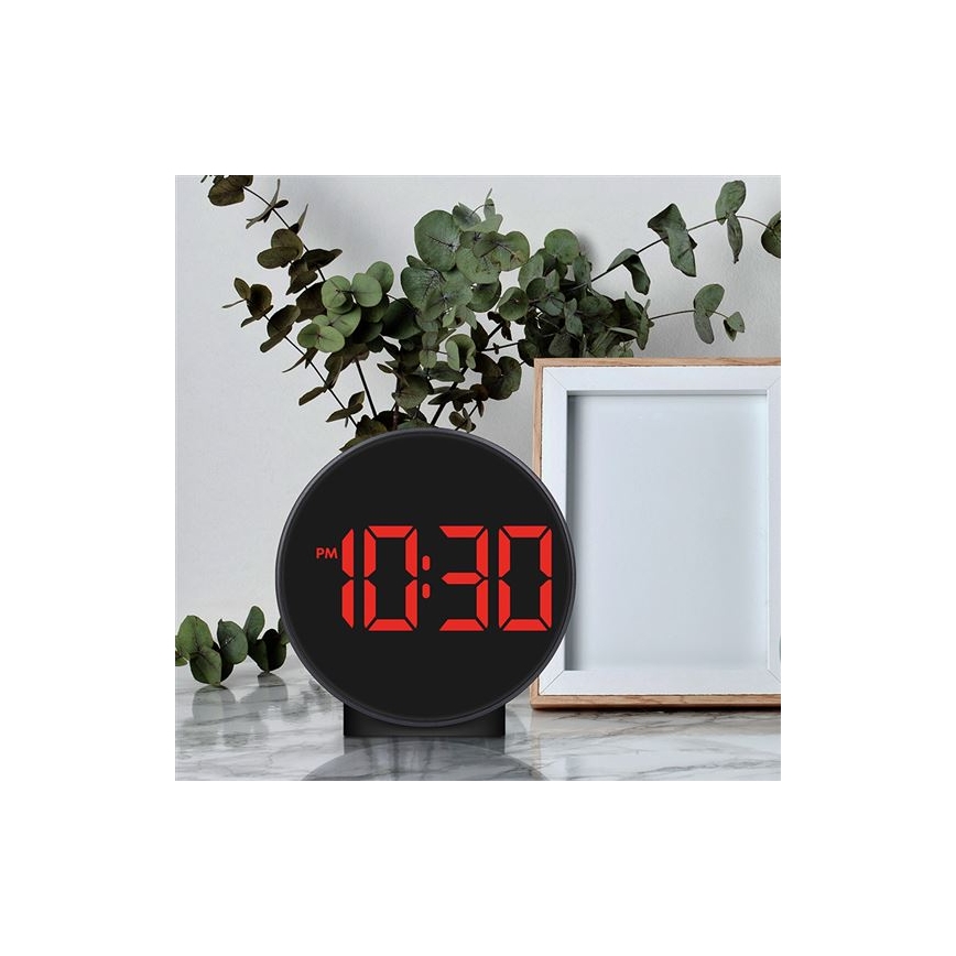 Reloj digital con alarma 5V/3xAAA
