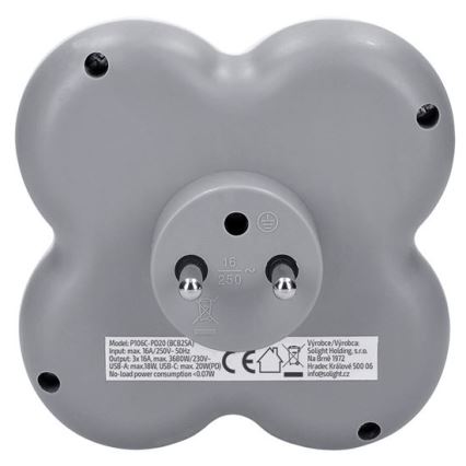 Regleta con 3 tomas de 16A y cargador rápido USB A+C 20W